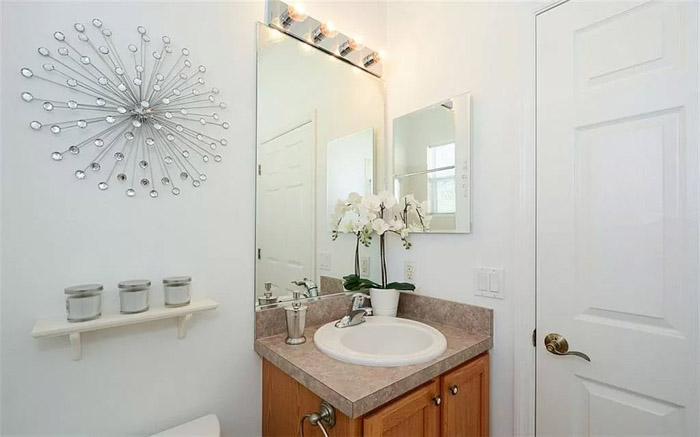 Lakewood Ranch Real Estate Staging - Bathroom Staging