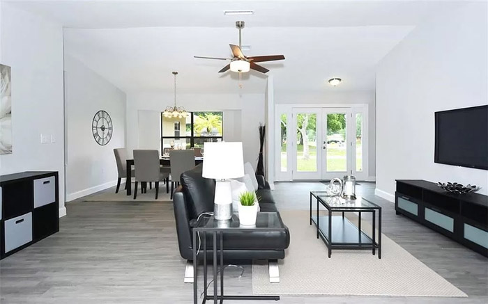 Sarasota Real Estate Staging - Living Room Staging